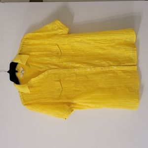 Traditions bright yellow floral button down shirt w short sleeve